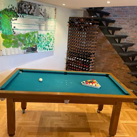 Luxurious 143 Sqm In *