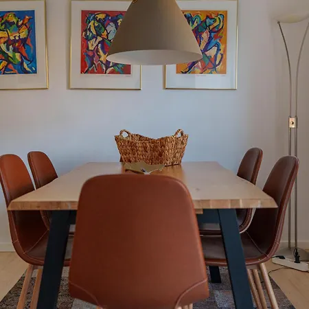 Lejlighed Spacious & Comfortable Near Tivoli & Metro *