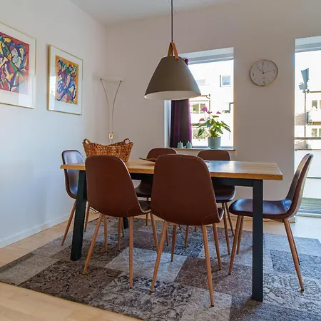 Lejlighed Spacious & Comfortable Near Tivoli & Metro *