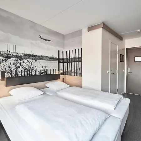 Four Points Flex By Sheraton Copenhagen Airport 3*
