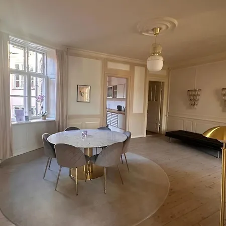 Apartment The Square - Carolinas Copenhagen