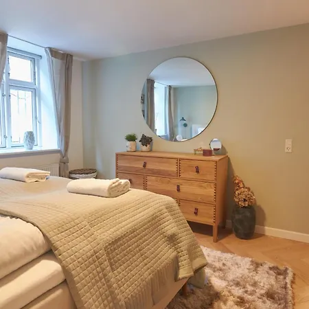 Designer 2 Bedroom With Private Balcony Apartament Kopenhaga