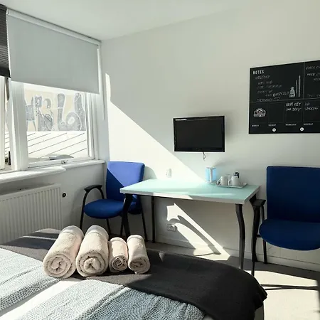 M18 Otel
