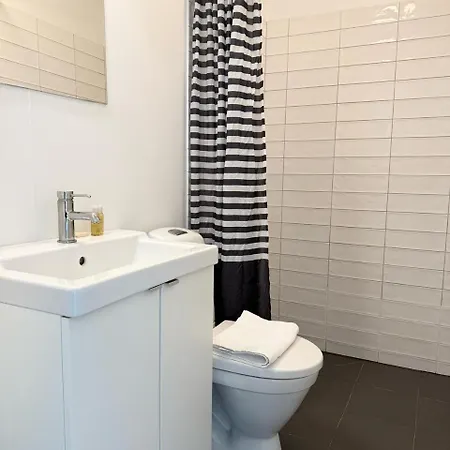 Otel M18