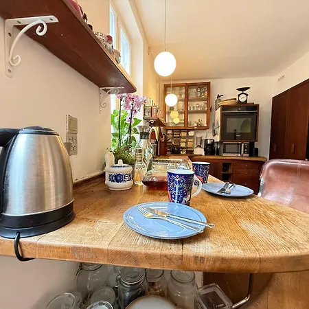 Privat bolig Cozy Center Chambers With Kitchen And Garden *