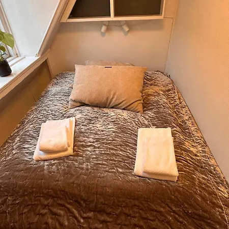 1 Til 3 Apartment