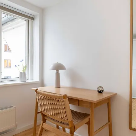Apartment Spacious Norrebro For Groups & Families
