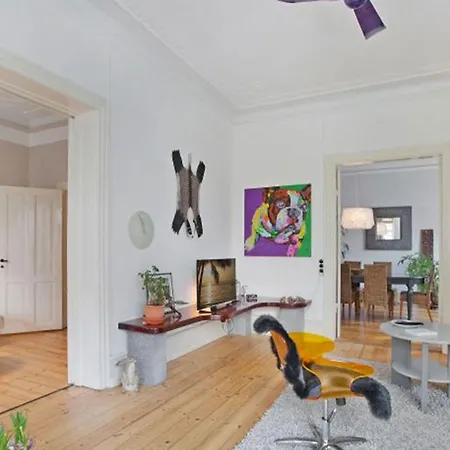 Apartment With Excellent Location *