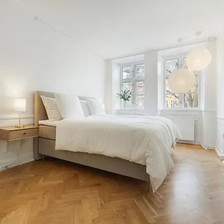 Beautiful In The Center Of Apartment *