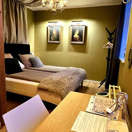 'blue House' In Vintage Villa&garden بيت ضيافة