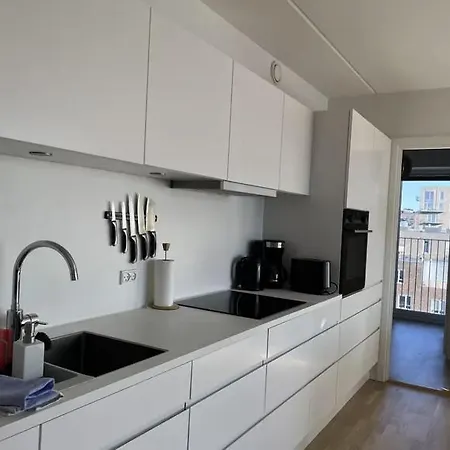 Modern Comfort In Orestad - With Balcony Kopenhaga