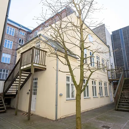 Apartment Stylish Duplex In N *