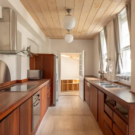 Apartment Charming 4br Duplex In Norrebro