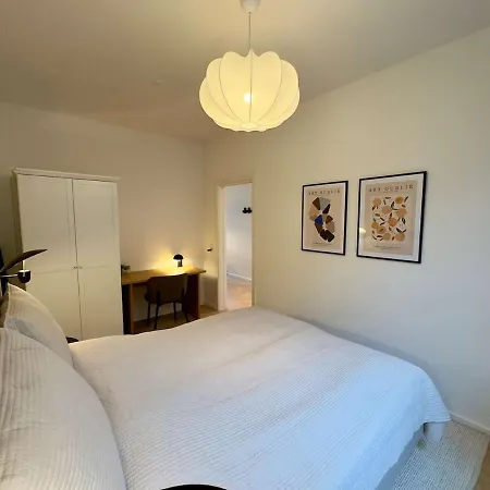 Newly Renovated 2br With Large Balcony