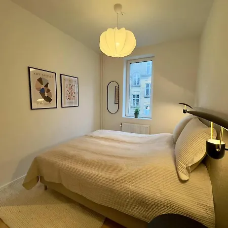Newly Renovated 2br With Large Balcony Apartment