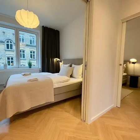 Newly Renovated 2br With Large Balcony Copenhagen