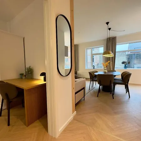Newly Renovated 2br With Large Balcony * Copenhagen