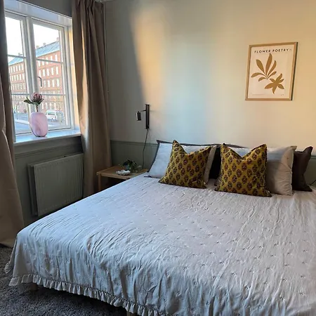 Apartment Upscale 3br *
