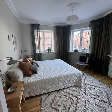 Upscale 3br Apartment