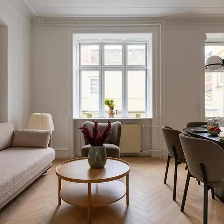 Stylish And Bright 2 Bedroom In Cph N Apartment *