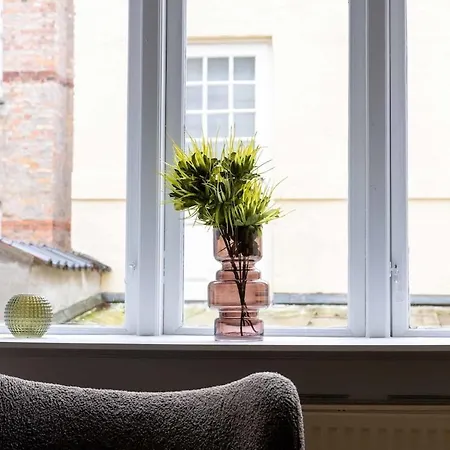 Apartment Stylish And Bright 2 Bedroom In Cph N Copenhagen