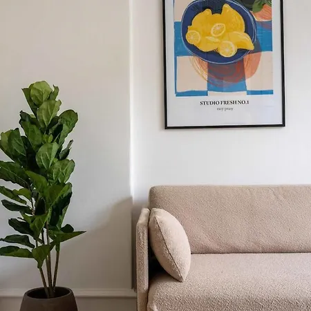 Stylish And Bright 2 Bedroom In Cph N Copenhagen