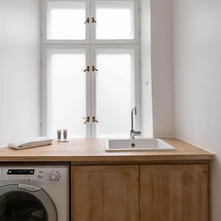 Freshly Renovated For 6 People * Copenhagen
