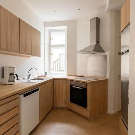Apartment Freshly Renovated For 6 People Copenhagen
