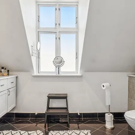 Beautiful Townhouse With A Garden In The Best Location In Copenhagen