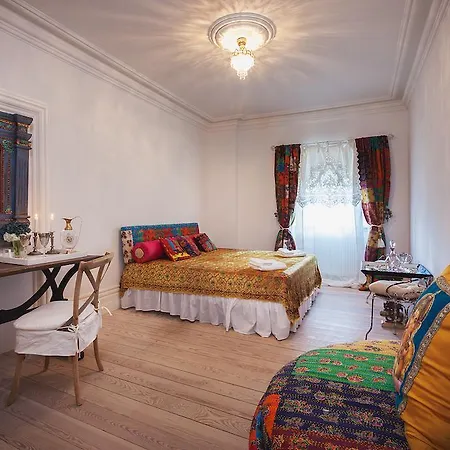 فندق مبيت وإفطار Frederiksberg Mansion كوبنهاجن