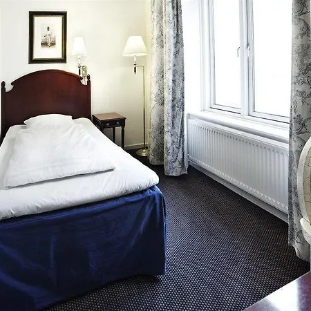 Mayfair 4*