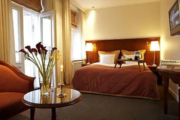 Ascot Hotel apartamentowy 4*