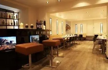 Ascot Hotel apartamentowy 4*