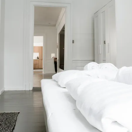 Apartamento 3 Bedroom In Latin Quarter Copenhaga