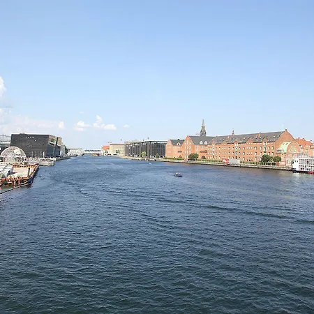 Bådhotel Houseboat
