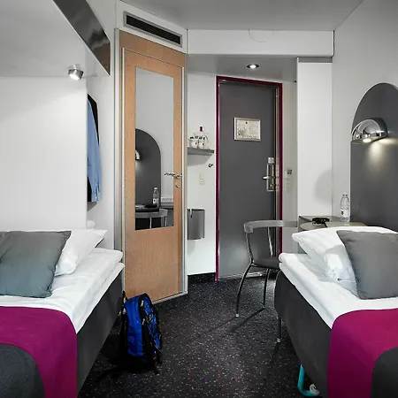Express Hotel