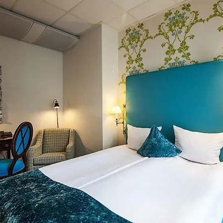 Mayfair Hotel