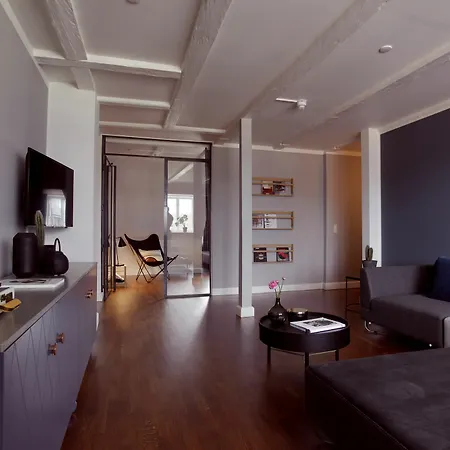 Aparthotel Arthur Aparts 4*