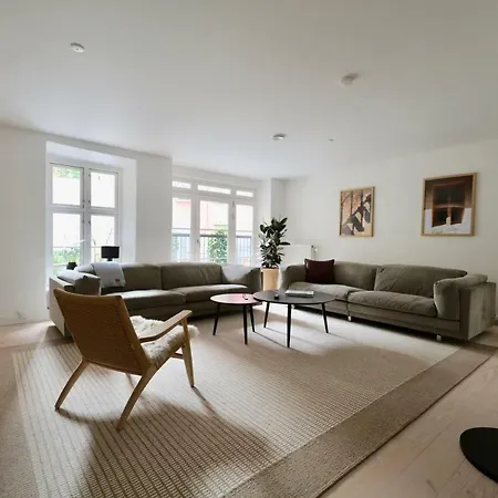 Dinesen Collection Luxury By Kings Square Aparthotel