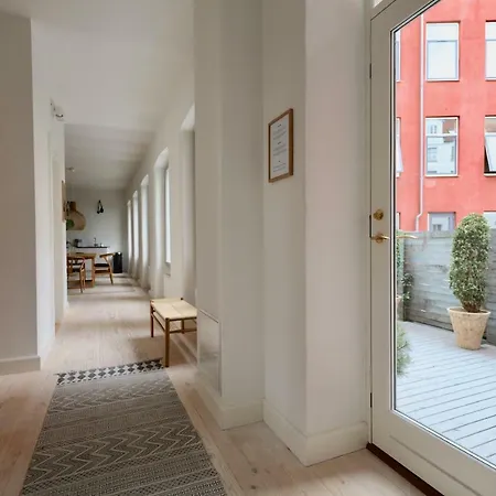 Dinesen Collection Luxury By Kings Square Aparthotel