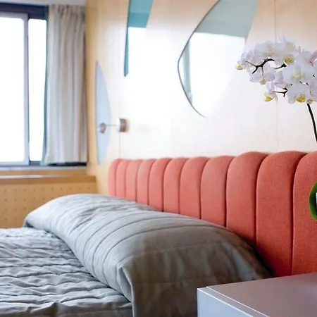 Radisson Collection Royal Hotel, Hotel 5*