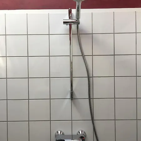 Korfuvej.rent.a.room 3* København