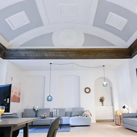 Spacious 2-bedroom In The Trendy Area Of Vesterbro *