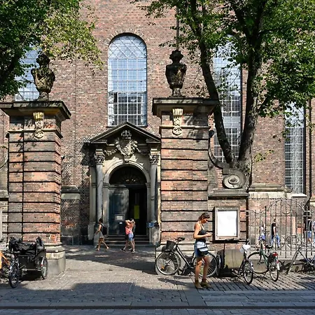 Sankt Annæ Gade 3a Lejlighed *