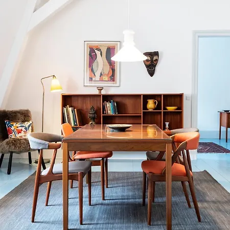 فندق Kanalhuset *