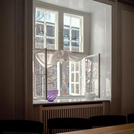 فندق Kanalhuset *