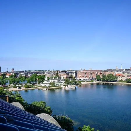 Spacious 3-bedroom With A Rooftop Terrace In The Center Of Appartement *