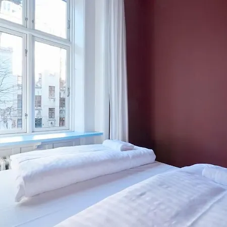 Appartamento Moderen And Sleek 3br With Bath By The Lakes And Metro
