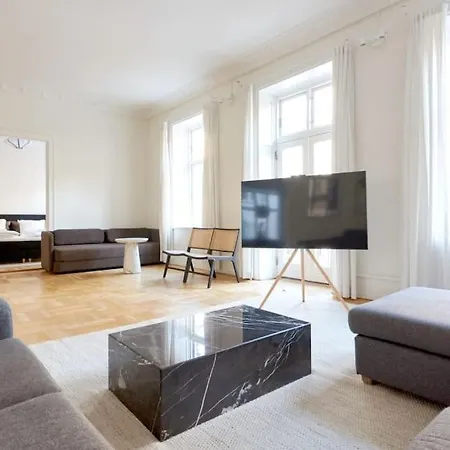 Appartamento Moderen And Sleek 3br With Bath By The Lakes And Metro
