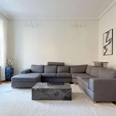 Moderen And Sleek 3br With Bath By The Lakes And Metro Appartamento Copenaghen